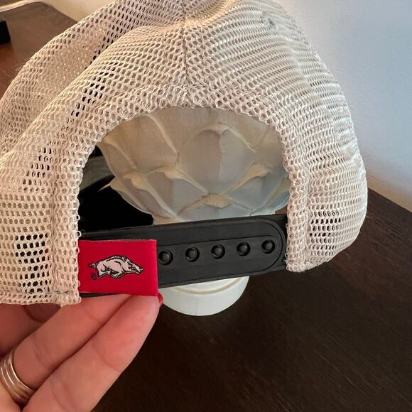 NEW Arkansas Razorbacks Hogs Mesh Snapback Corduroy‎ Hat - Picture 4 of 9